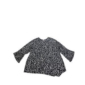 Chicos Travelers Slinky Knit Top Size 3/XL Navy Blue White Floral Tunic